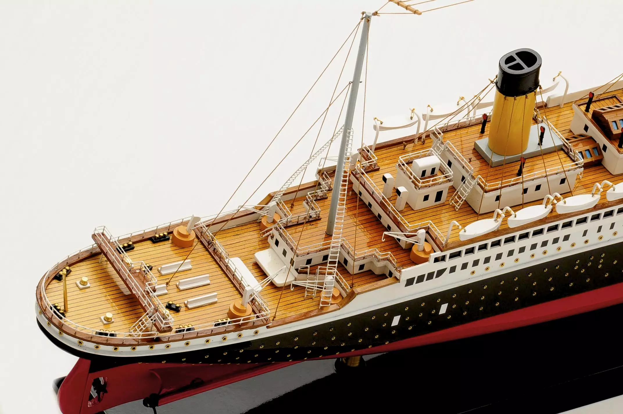 RMS Titanic Wreck Model