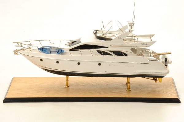 Azimut 50 Model Yacht