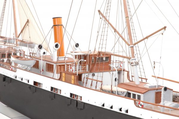 G G Loudon Ship Model large (Premier Range) - PSM