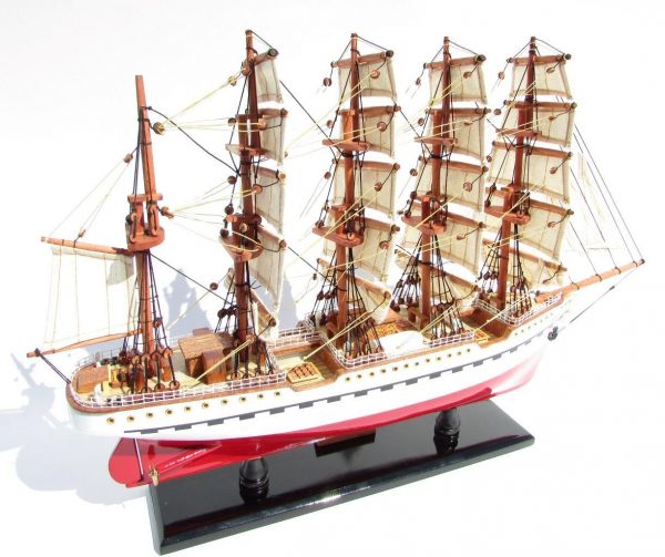 France II Wooden Model Ship - GN