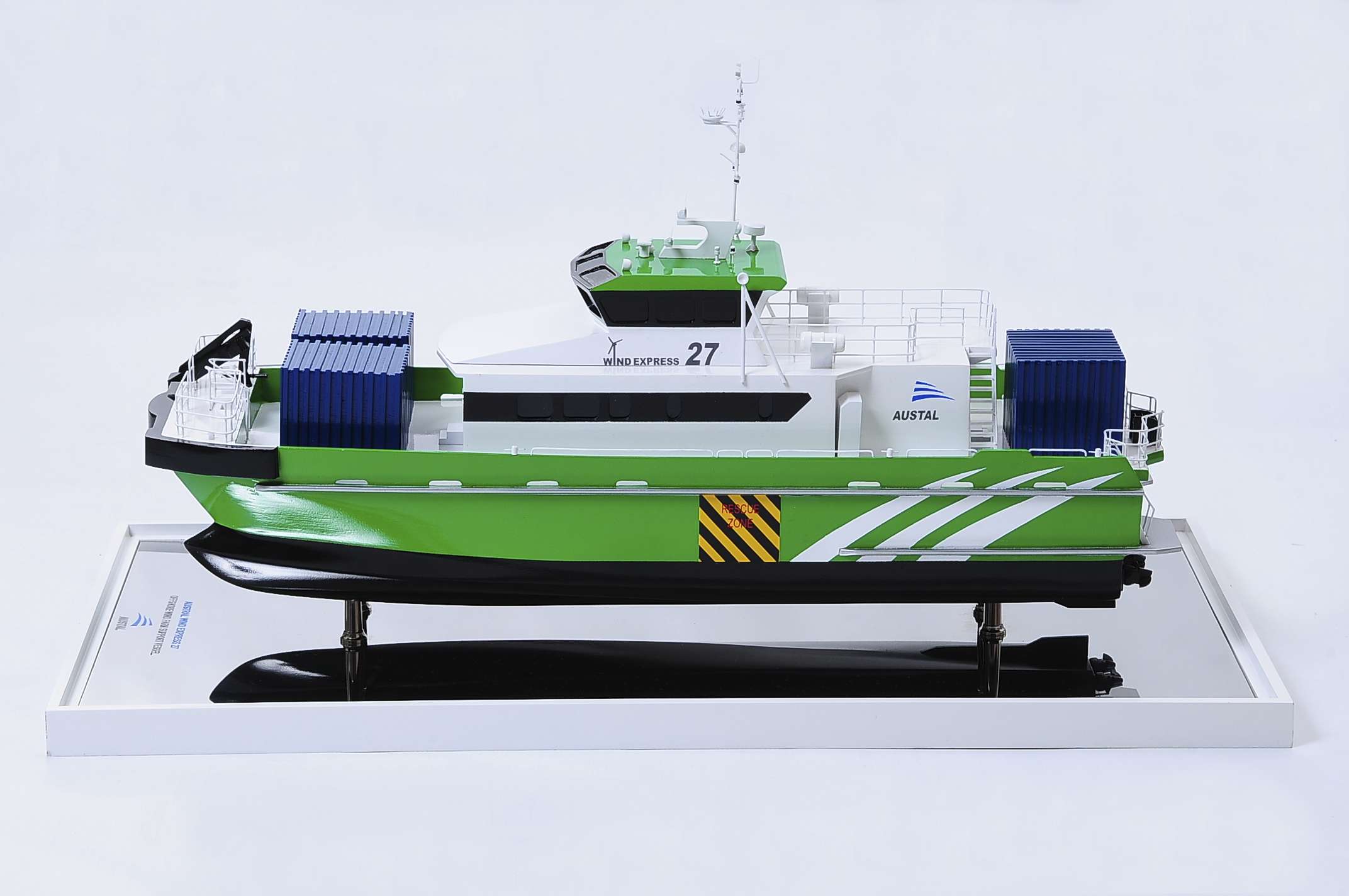Wind Express 27 Catamaran Model