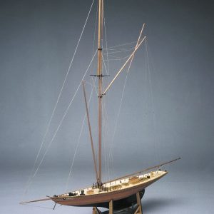 Britannia America Cup Boat Model Kit - Mantua Models (733)