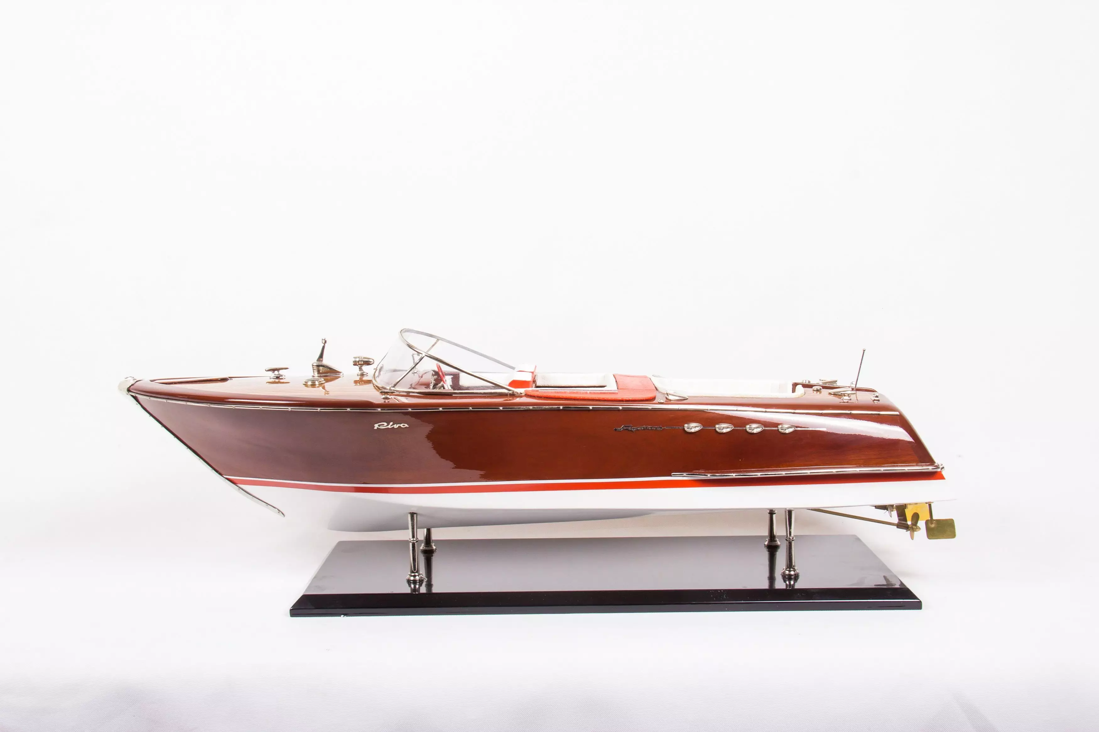 Super Riva Aquarama model boat (Distrazione)