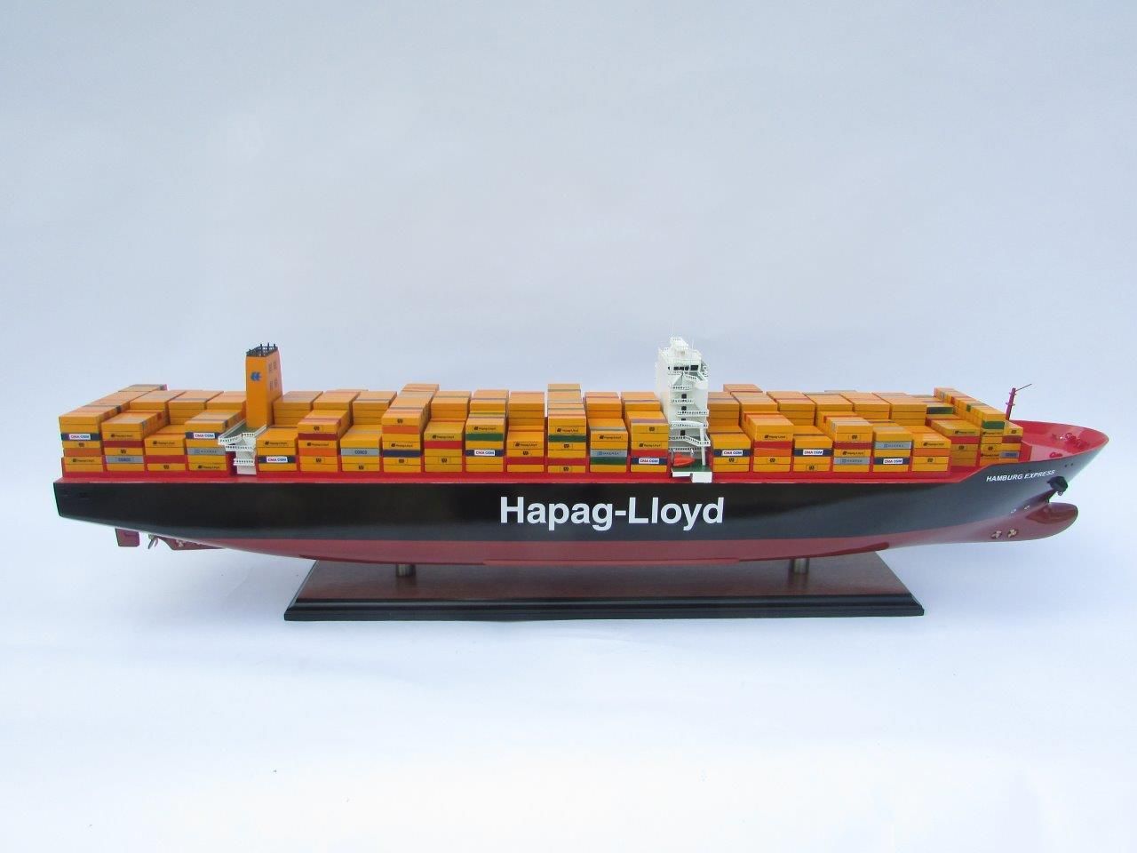 Hapag Lloyd Hamburg Express (Standard Range) - GN