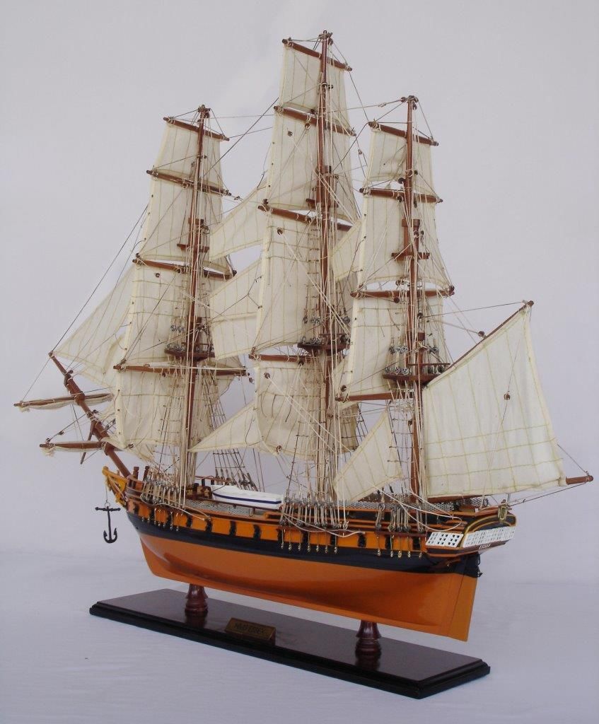 HMS Essex Model Ship - GN