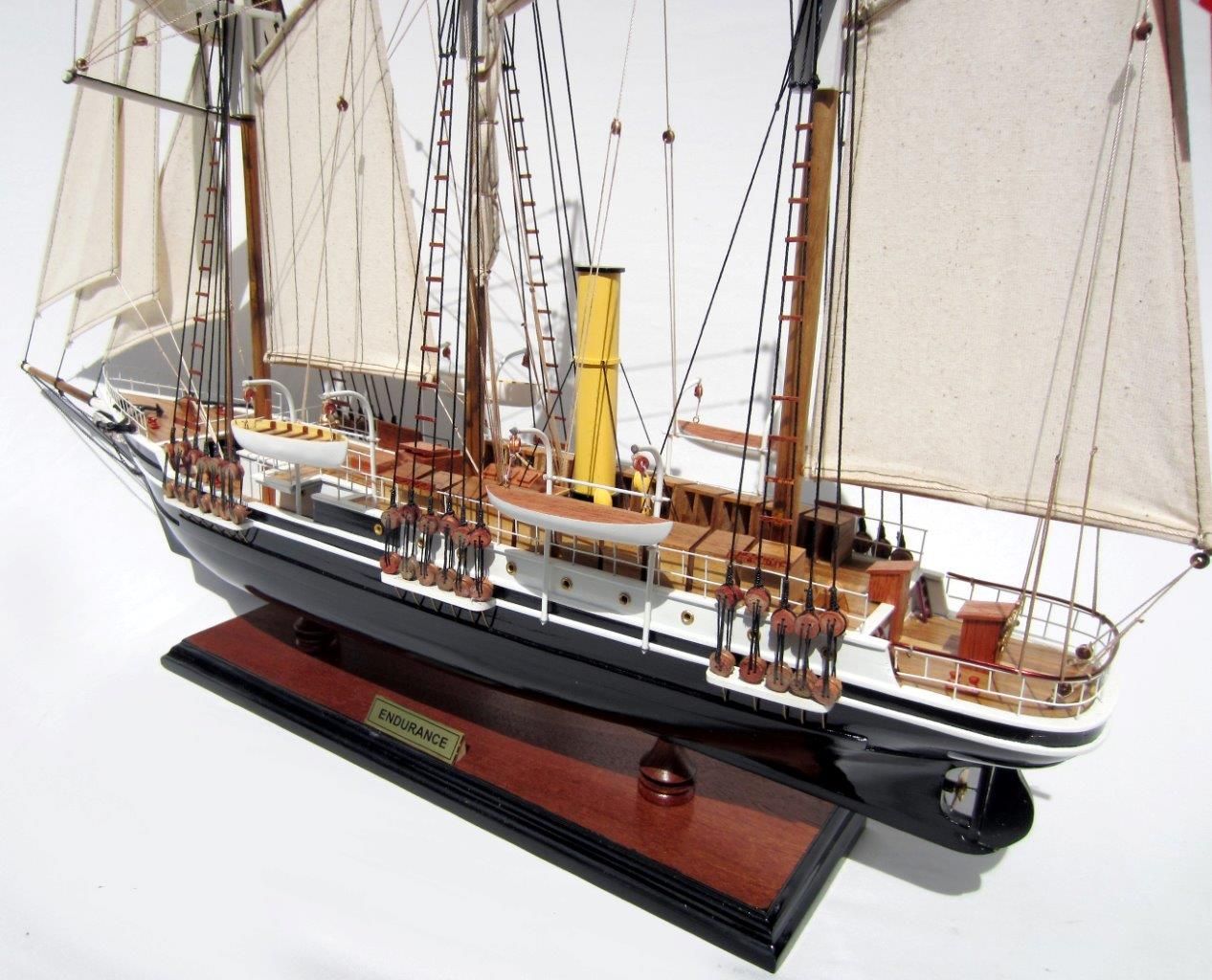 Endurance Model Boat - GN