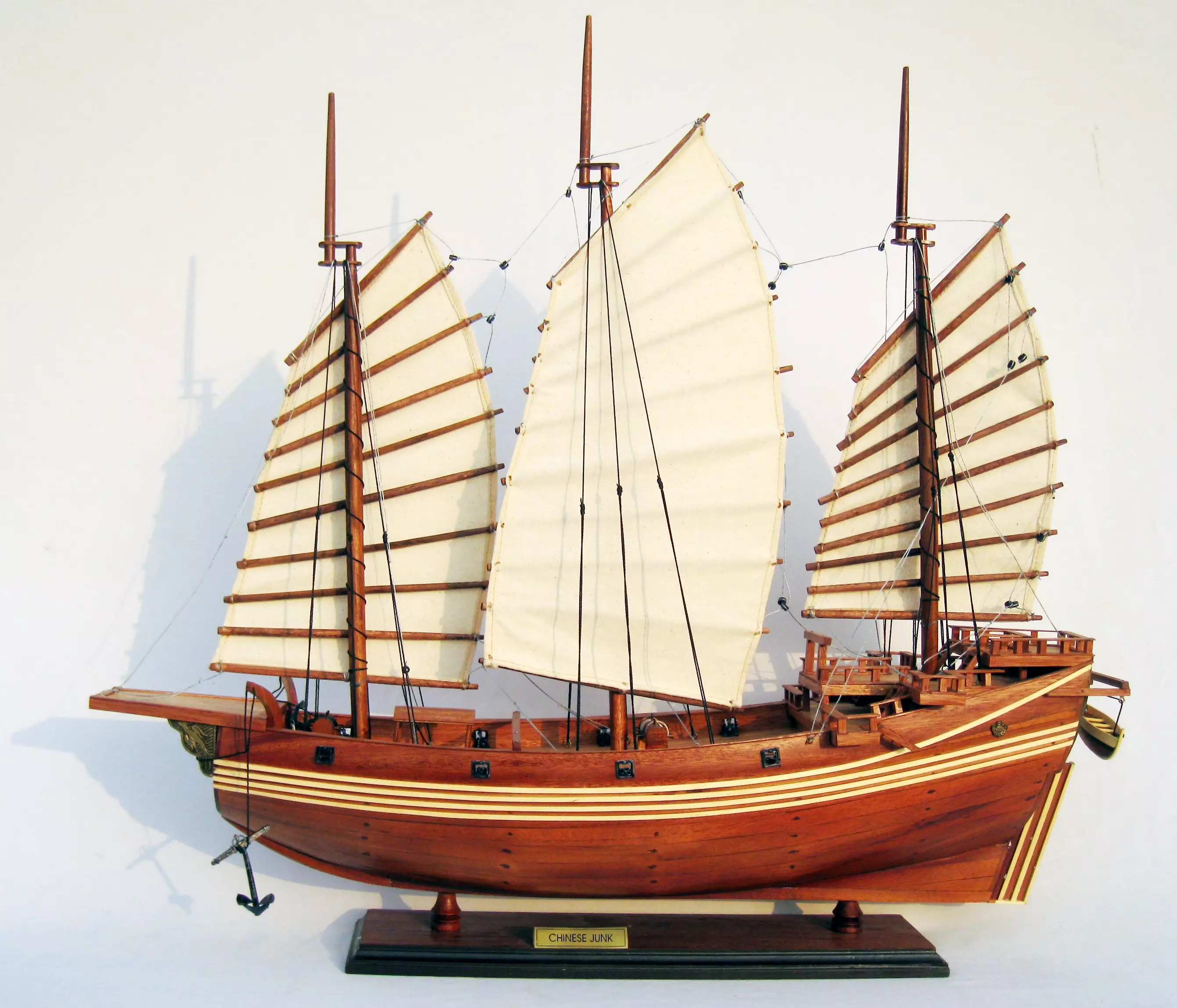 Chinese Junk Wooden Model Ship - GN (TS0027RW)