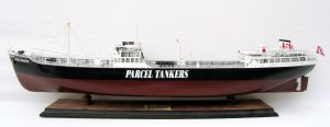 Gas Tanker Ship Model - GN