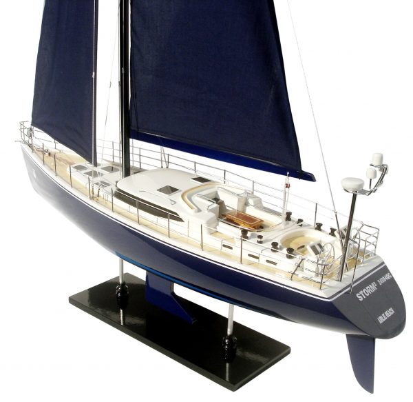 Storm 2 Model Boat - GN