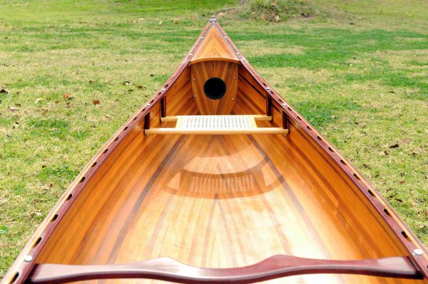 Canoe (16ft) - OMH (K005)