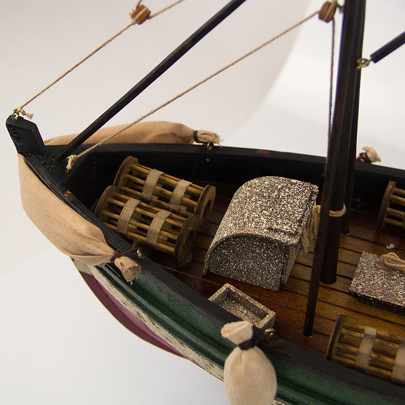 Fishing Trawler Model Boat - Nauticalia (6694)