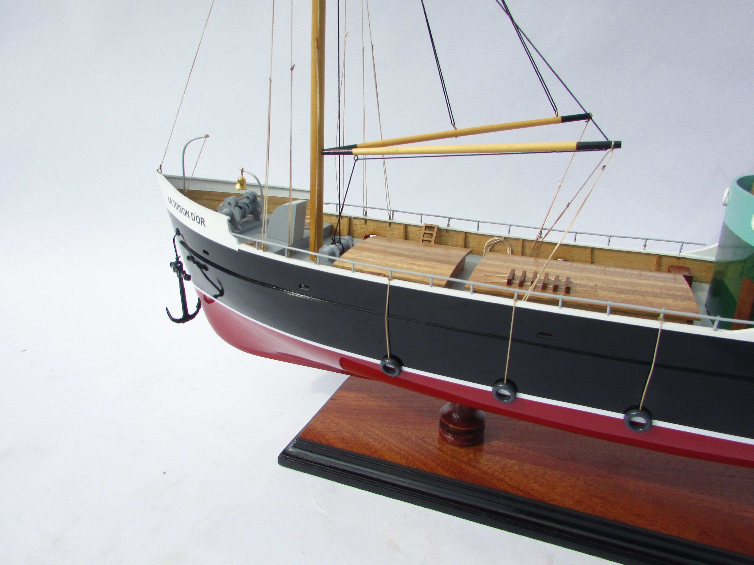 La Toison D'or Tintin Model Ship - GN