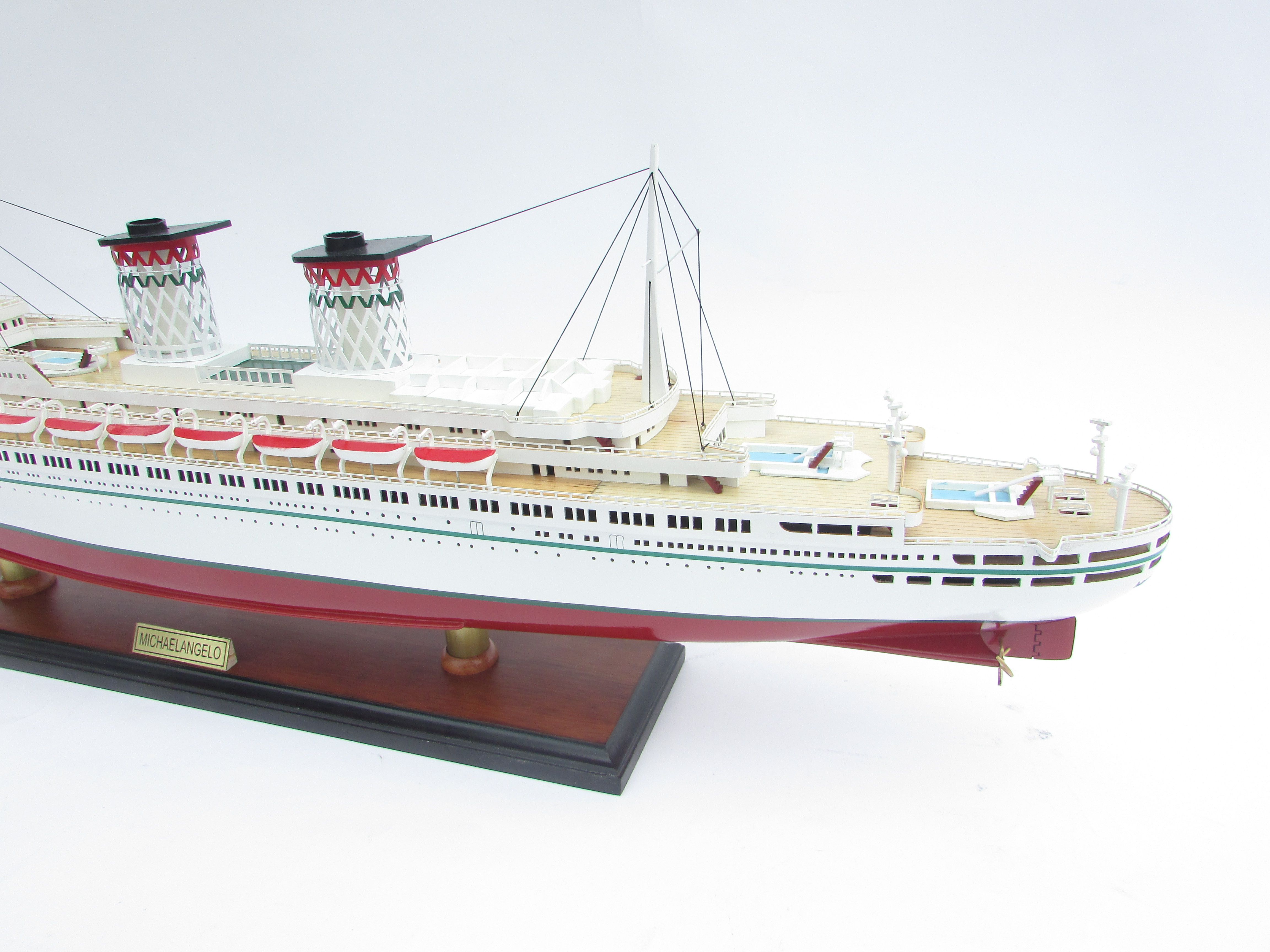 SS Michelangelo Model Boat – GN