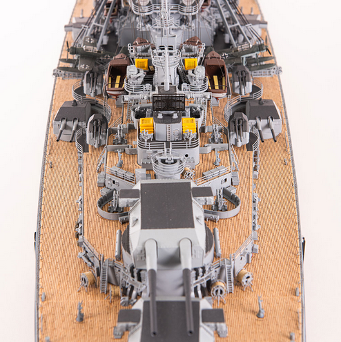 Bismarck Battleship Model Kit - Amati (B1614)